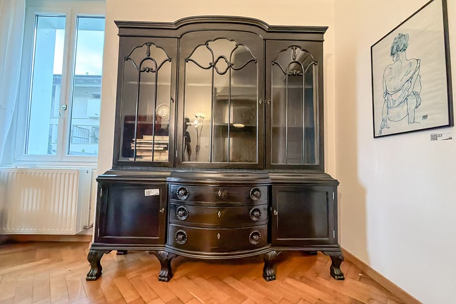 Massivholz Schrank